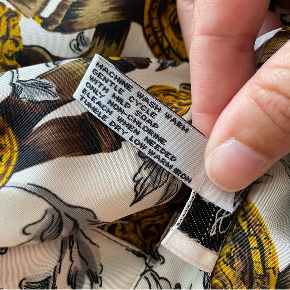 80’s/90’s Coin/Crest Belt Print Blouse - Picture 12 of 12